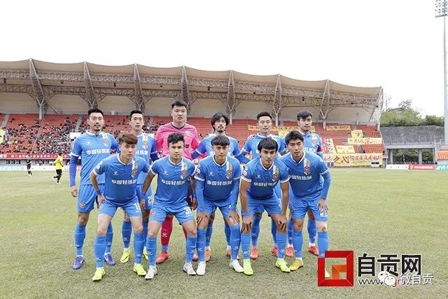 森卡姆逆转取胜 感谢艾伯顿帮他稳住情绪
