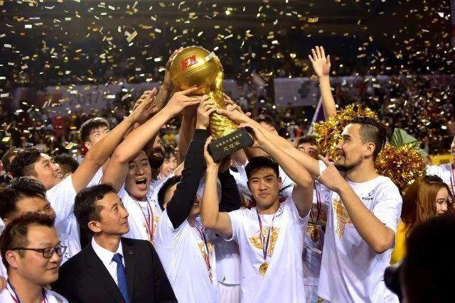 2027年太岁犯冲生肖分析与应对策略